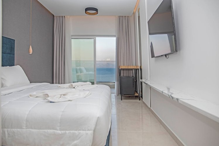 Ray Hotel, Corfu