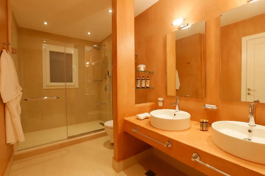 SUITE GRAND DELUXE Room, Picture Suites, Corfu