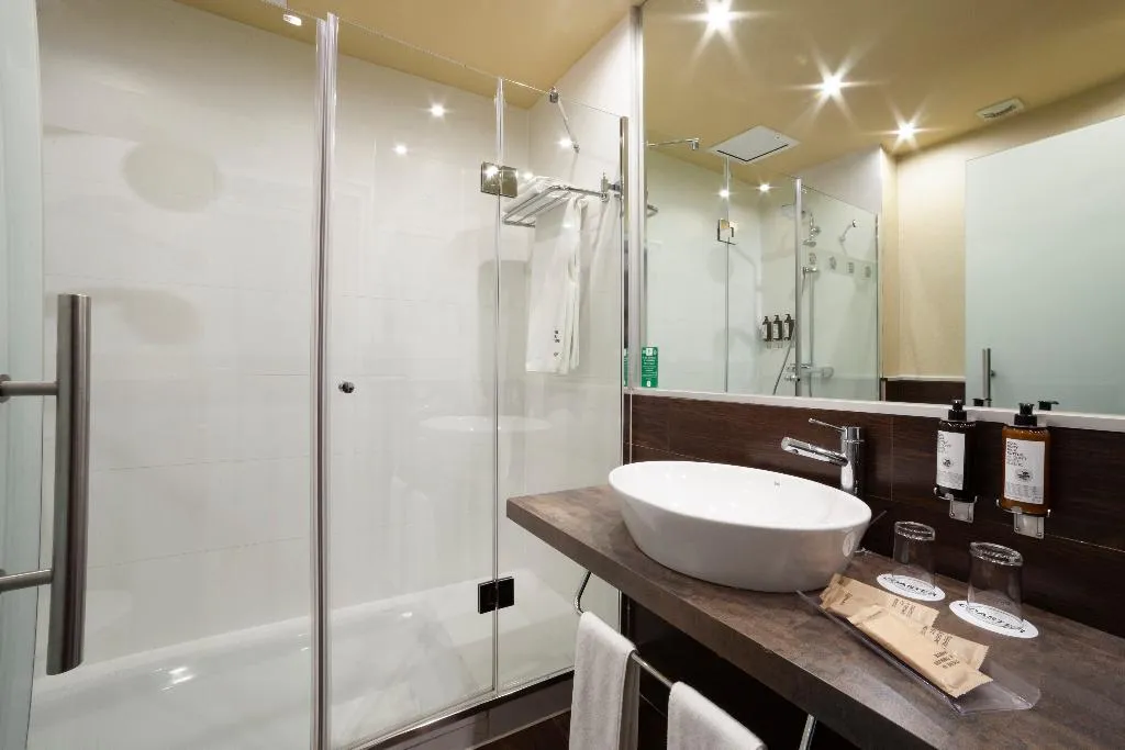 TRIPLE STANDARD Room, Petit Palace Boquería Garden, Barcelona