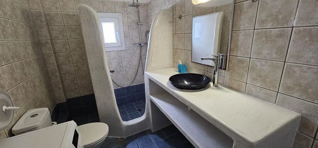 Room, Pleasure Beachside Studios, Santorini