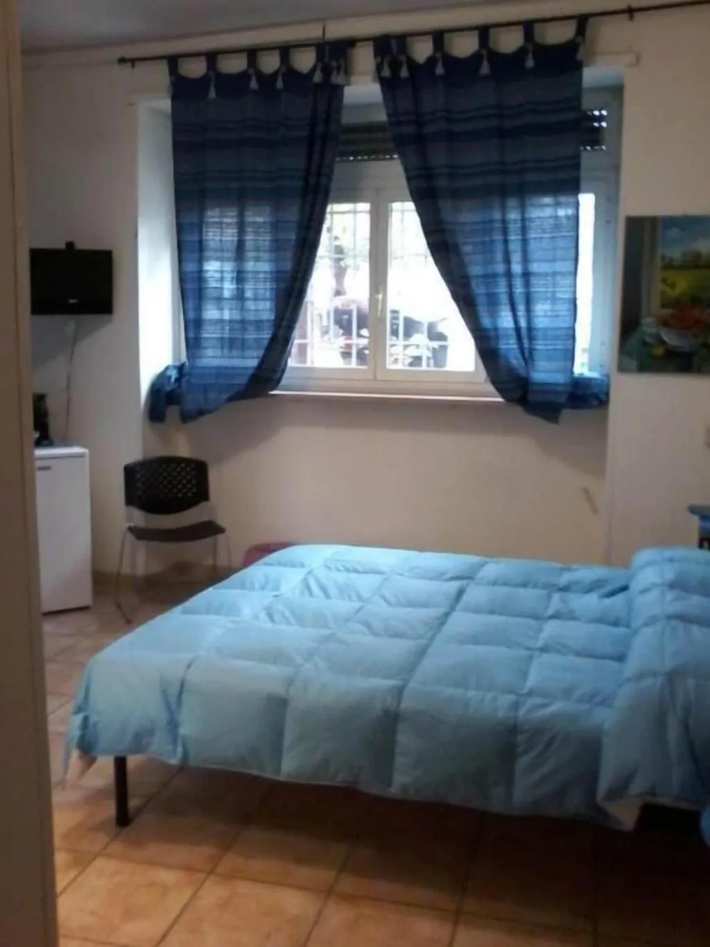 Room, B&B Piazza Ragusa, Naples
