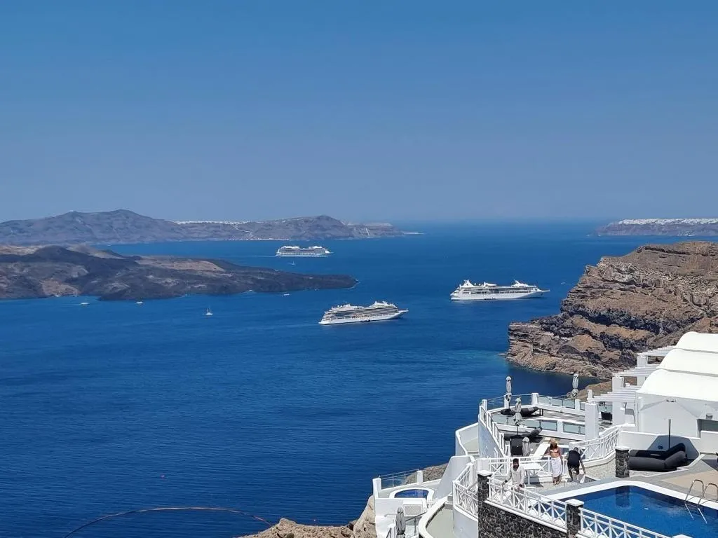 Sports and Entertainment, Pleasure Beachside Studios, Santorini