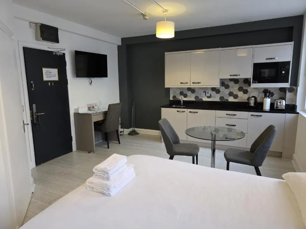 STUDIO STANDARD Room, Dublin Central Suites, Dublin