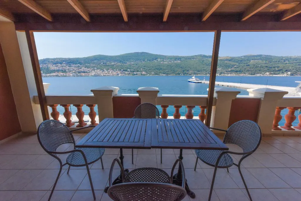 SUITE ONE BEDROOM ONE BATHROOM Room, Samos City Hotel, Samos
