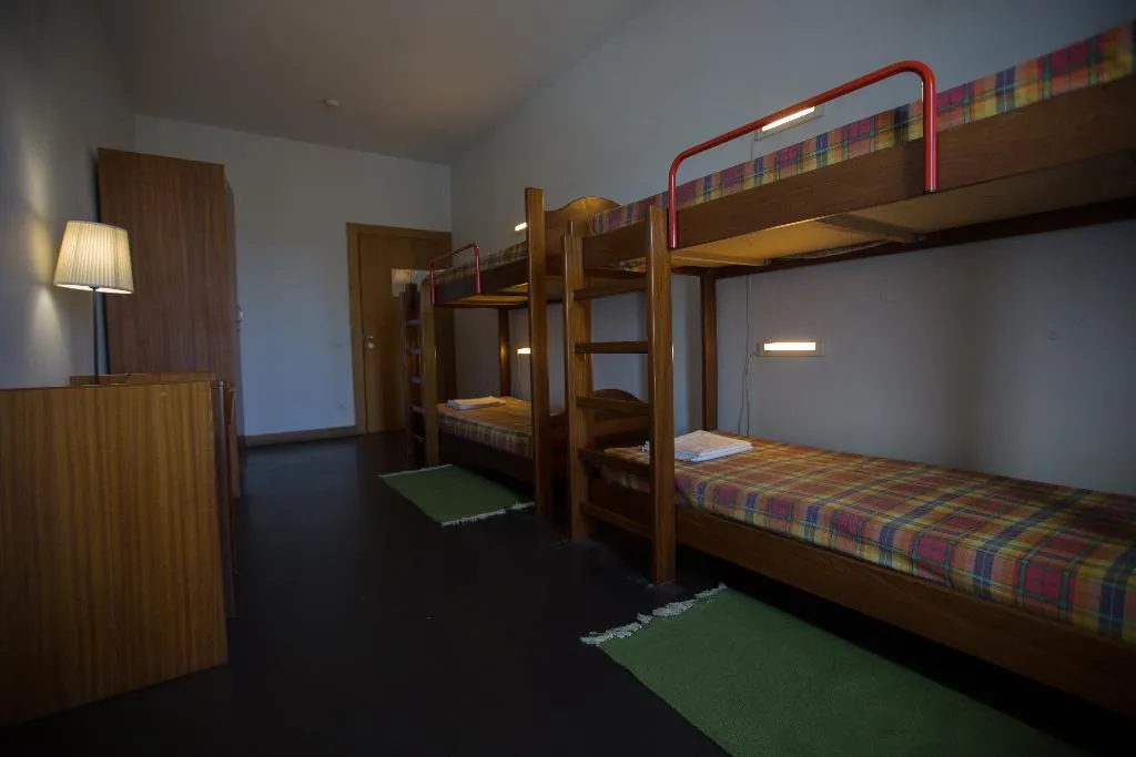 QUADRUPLE WITH SHARED BATHROOM Room, Hi Viana do Castelo, Porto