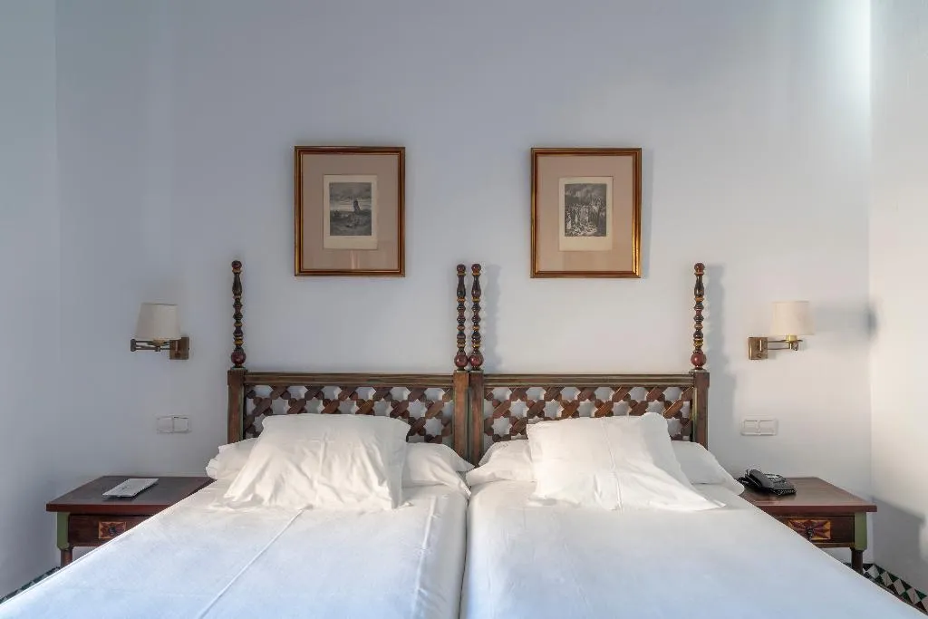 DOUBLE STANDARD Room, Parador de Guadalupe, Madrid
