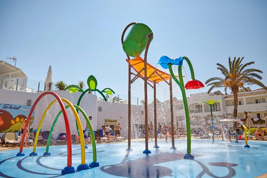 Pool, Hotel Club Es Talaial, Majorca
