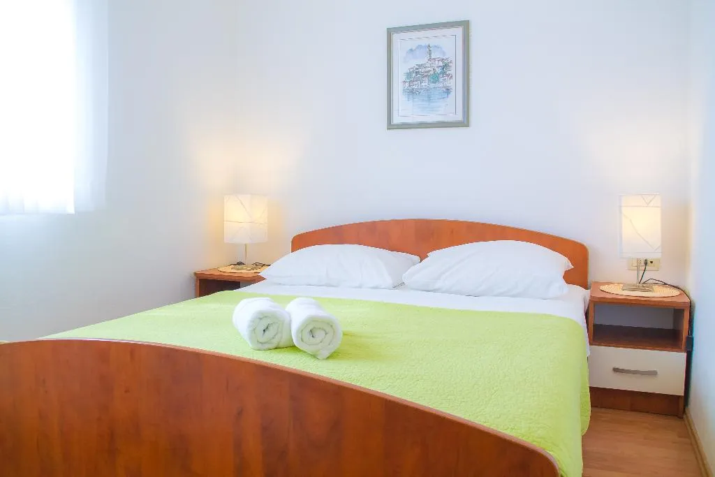 APARTMENT STANDARD Room, Villa Midea, Split
