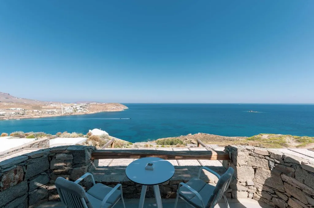 Room, Radisson Blu Euphoria Resort, Mykonos
