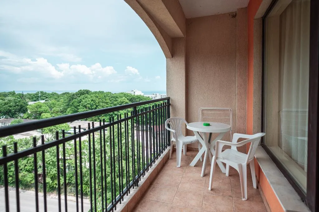 STUDIO STANDARD Room, Paradise Green Park, Varna