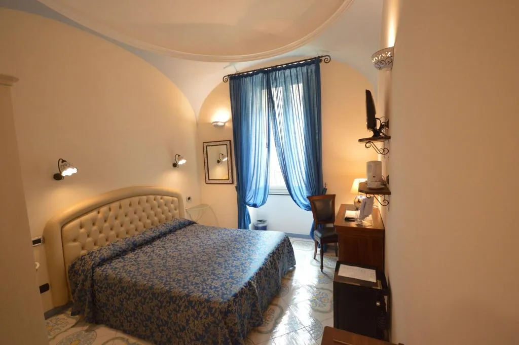 TWIN STANDARD Room, B&B Palazzo Pisani, Naples