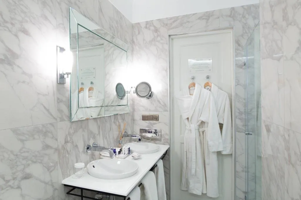 SUITE SUPERIOR WITH VIEWS Room, Hotel Telegraaf, Autograph Collection, Tallinn
