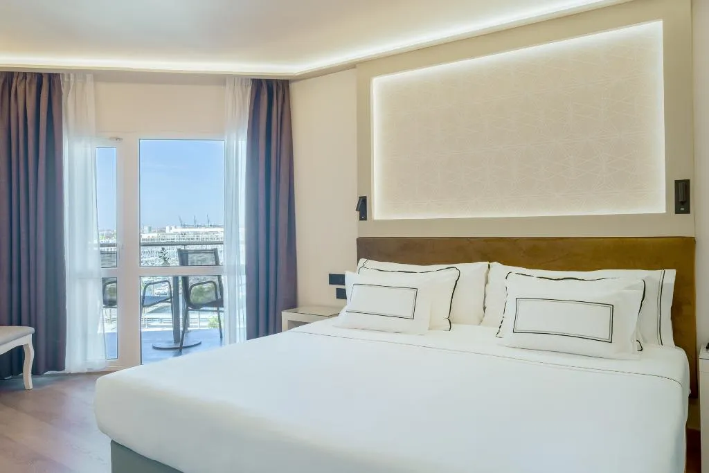 Double or Twin PREMIUM Room, The Level Melia Alicante - Adults Only +18, Costa Blanca