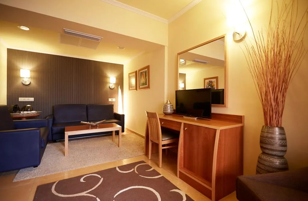 JUNIOR SUITE STANDARD Room, Invisa Hotel La Cala, Ibiza
