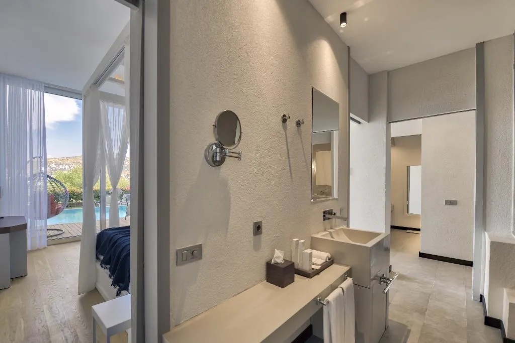 JUNIOR SUITE WITH PRIVATE POOL Room, Cape Bodrum Luxury Hotel & Beach, Bodrum