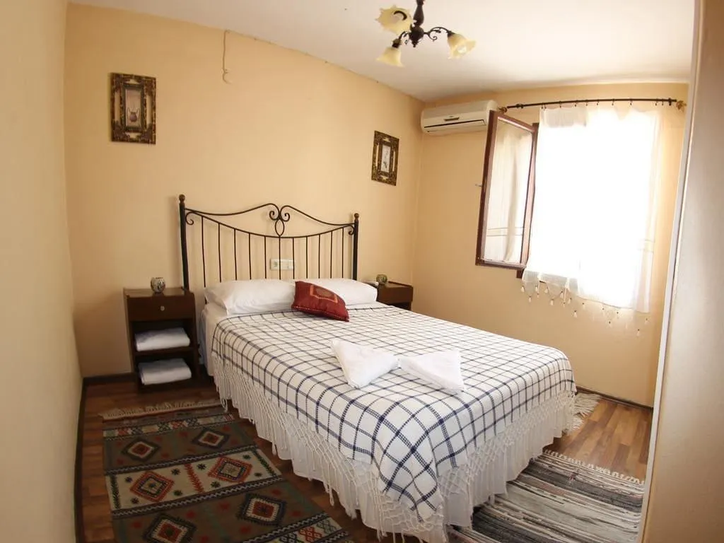 DOUBLE STANDARD Room, Tuncay Pension, Izmir