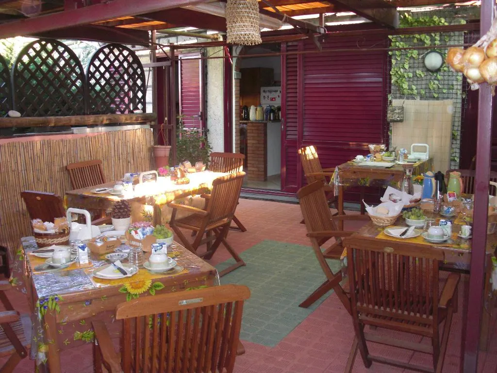 Restaurant, B&B Green Paradise, Naples