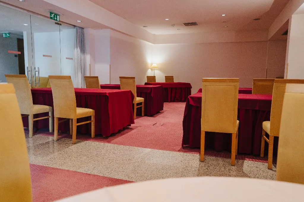 Conferences, Premium Porto Maia, Porto