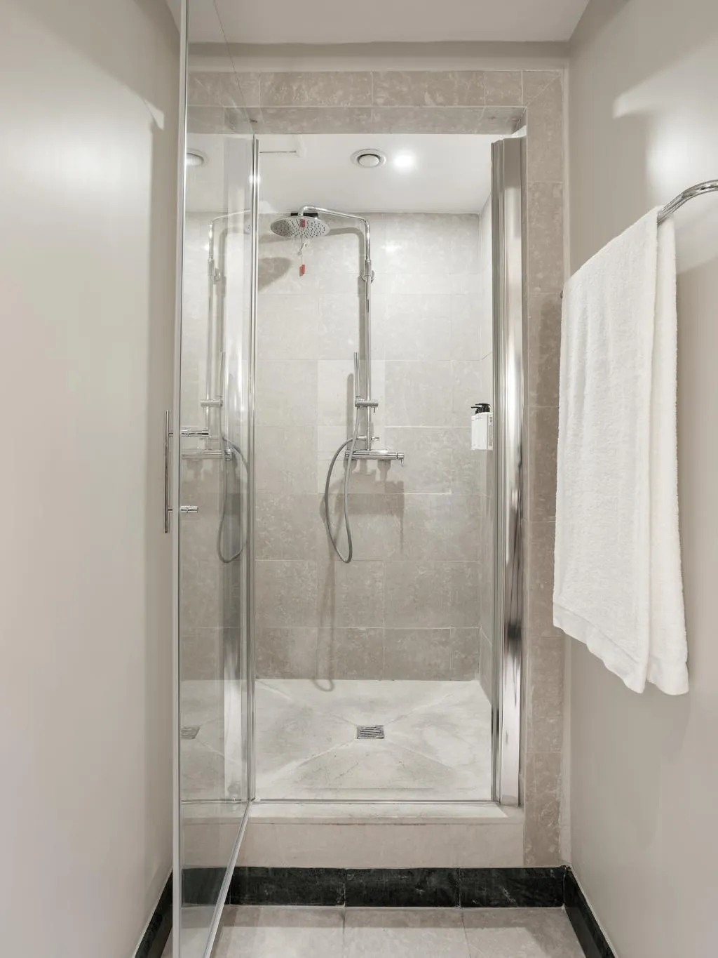 DOUBLE SINGLE USE SUPERIOR Room, Room Mate Collection Mia, Rome Colosseum, Rome