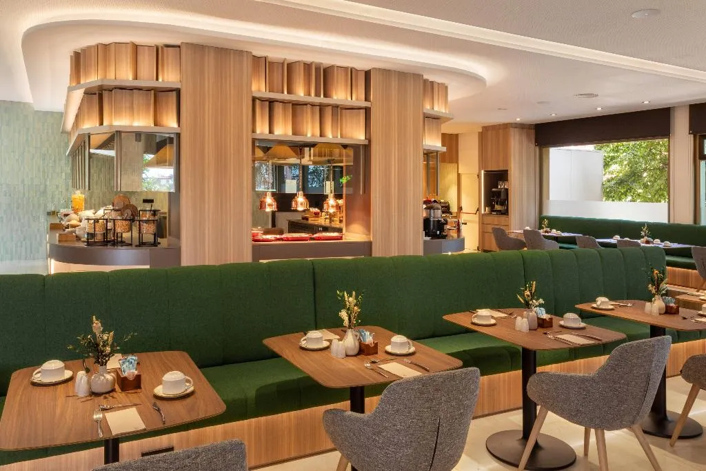 Restaurant, Melia Barajas, Madrid
