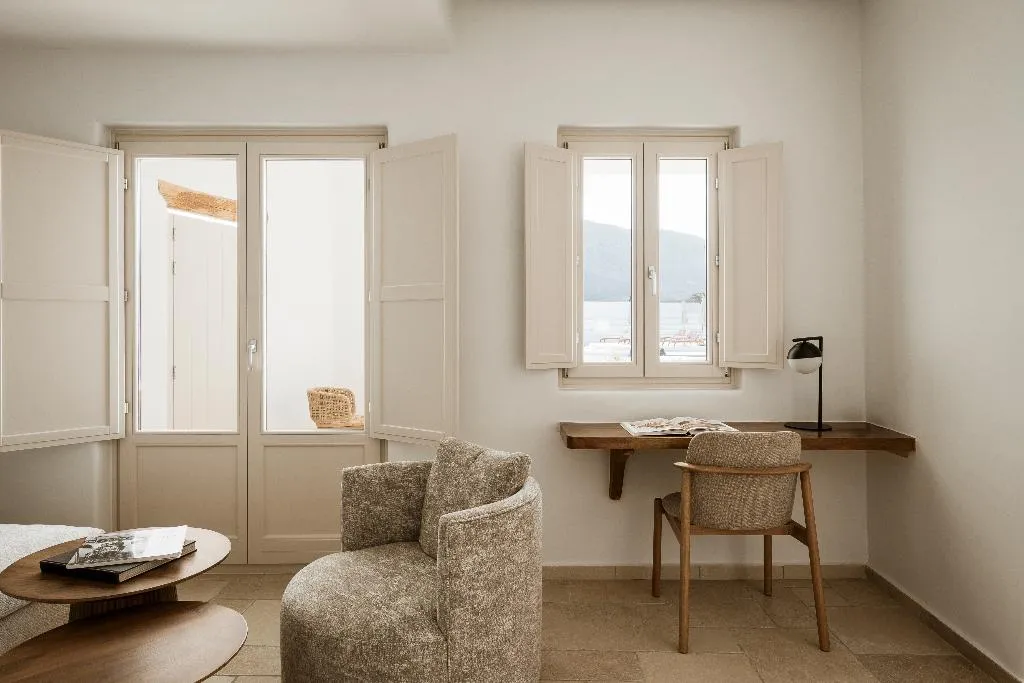 SUITE POOL VIEW Room, Amaria Beach Resort, Athens