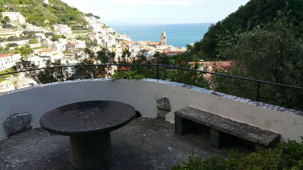 General view, Hotel Villa Annalara, Naples