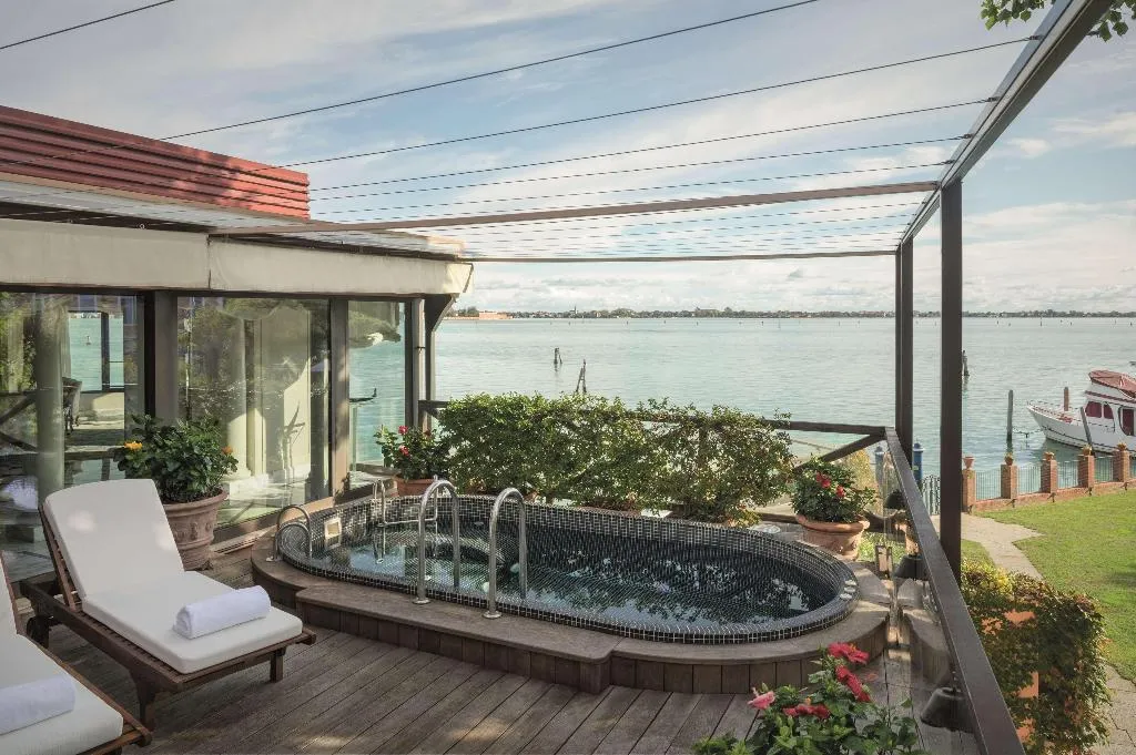 SUITE STANDARD Room, Hotel Cipriani, A Belmond Hotel, Venice, Venice