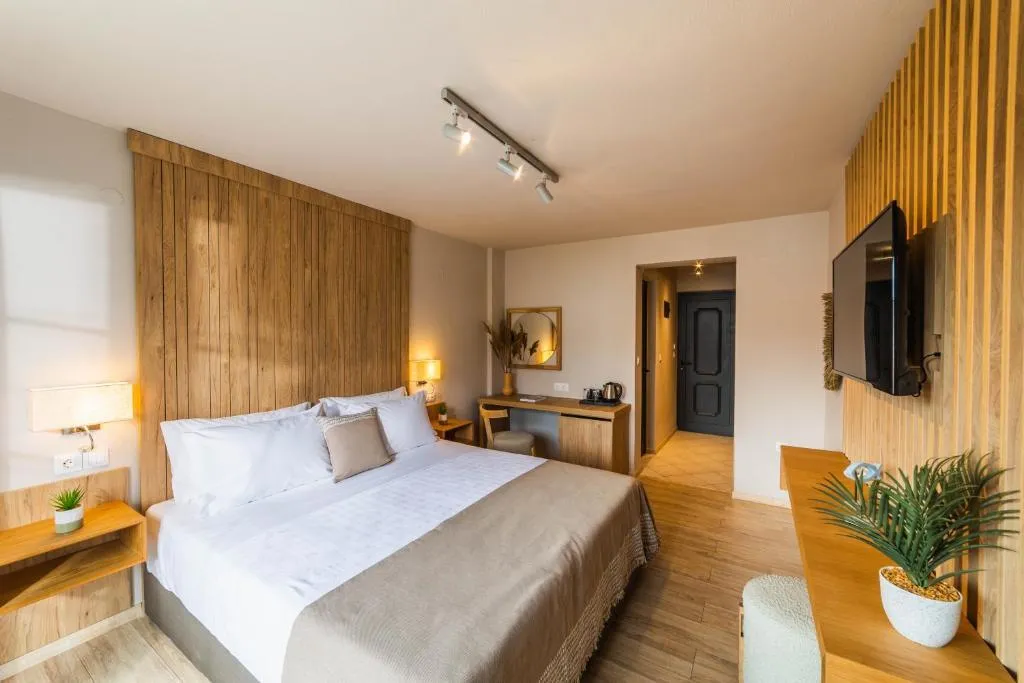 Double or Twin SIDE SEA VIEW Room, Thalassa Cape Hotel, Skiathos