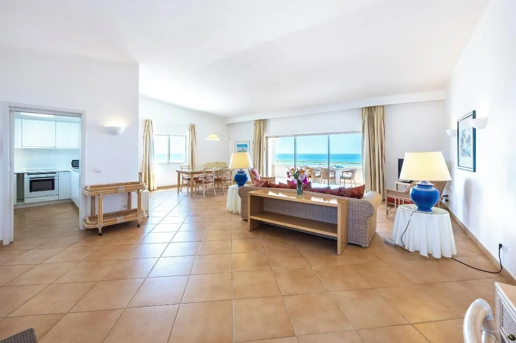 Room, Vila Palmeira, Algarve