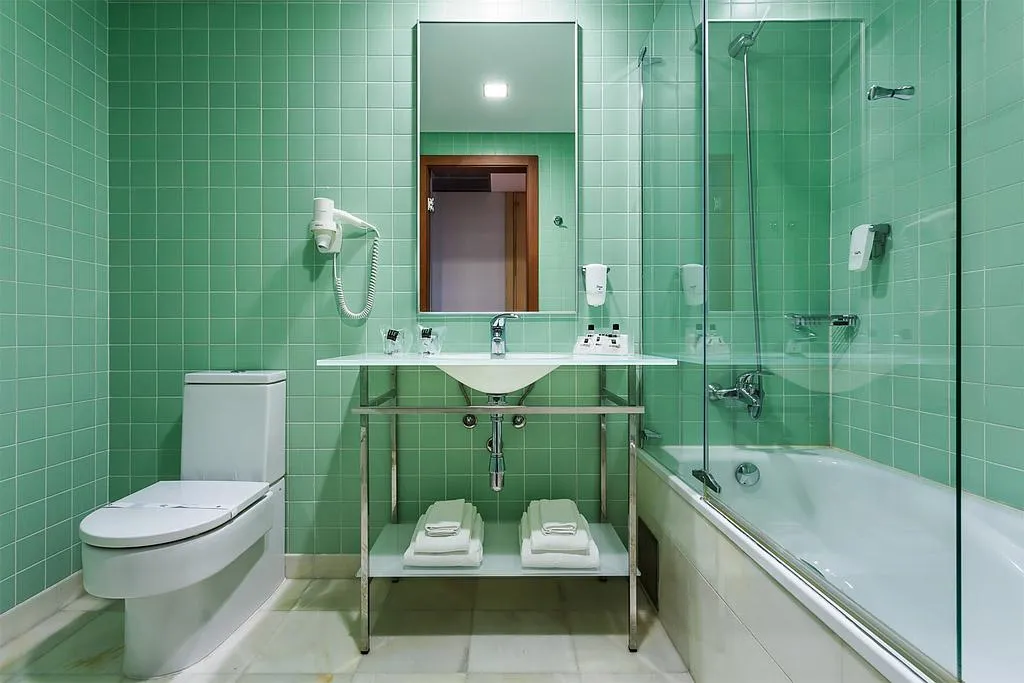 DOUBLE SUPERIOR Room, HF Fenix Garden, Lisbon