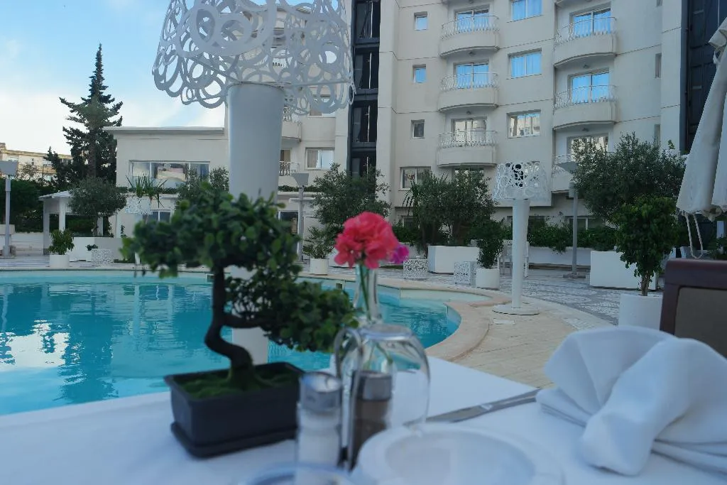 Pool, Tunis Grand Hotel, Tunisia