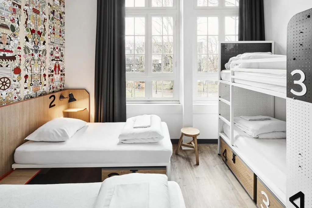 Bed in dormitory DELUXE Room, Generator Amsterdam, Amsterdam