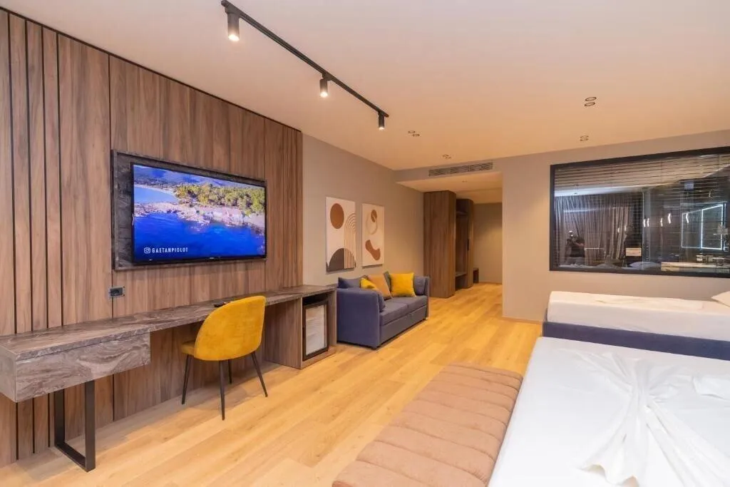 Room, Esbjerg Hotel, Kavaje