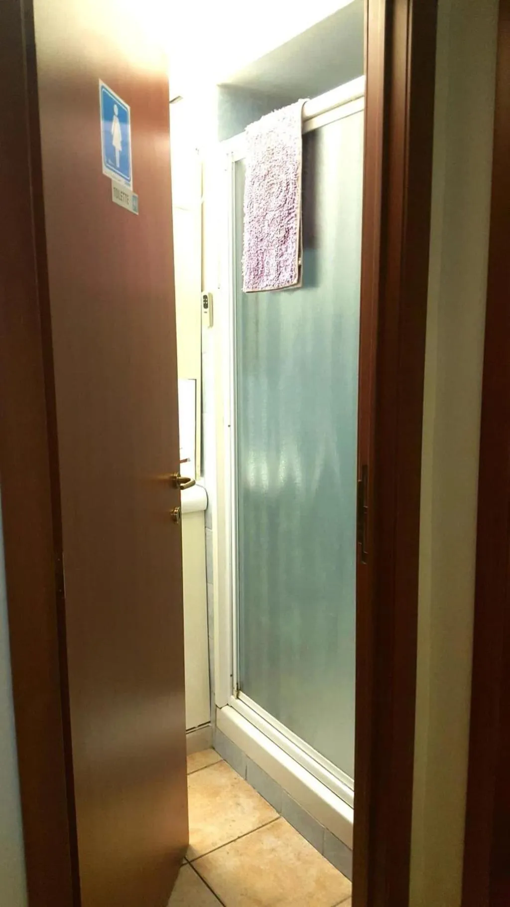 Room, B&B Piazza Ragusa, Naples