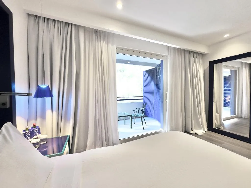 SINGLE WITH VIEWS Room, Hilton Sorrento Palace, Naples