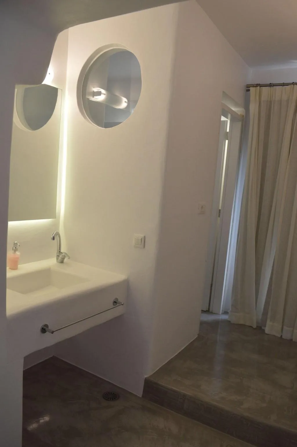 Room, Flaskos Suites, Mykonos