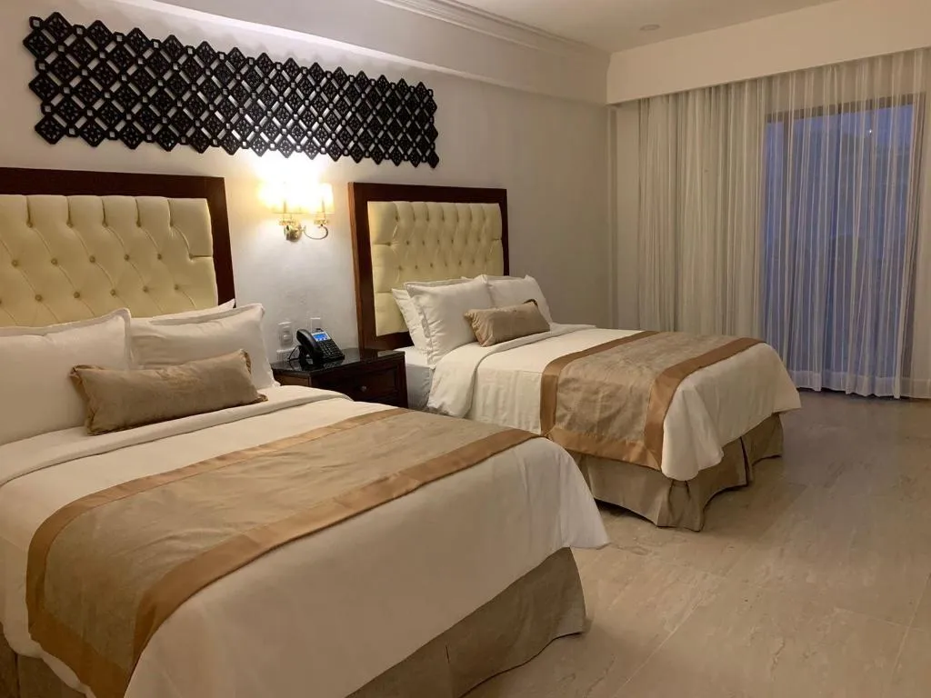 Room, Real Hispano, Cancun Area