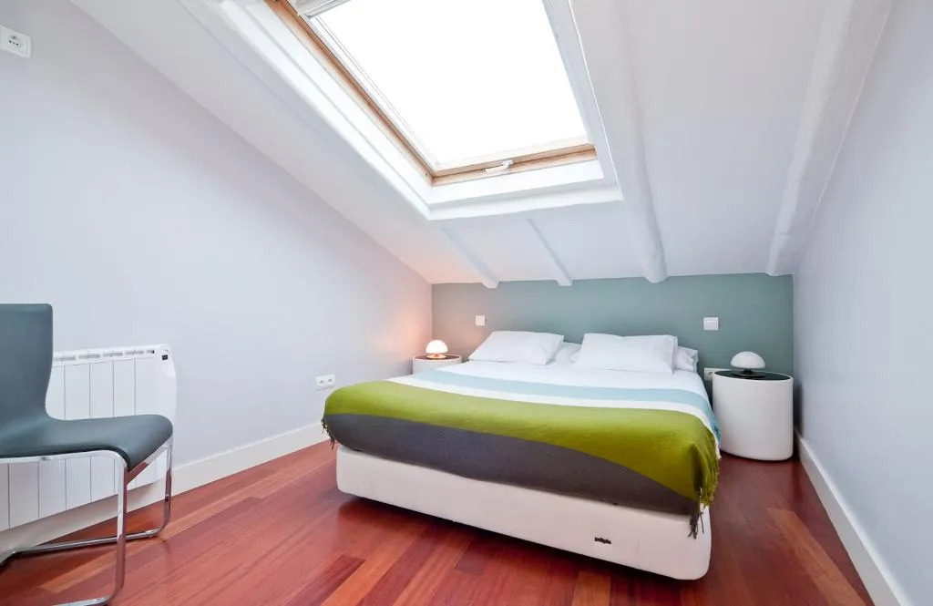 APARTMENT DUPLEX Room, Smartr Madrid Atocha, Madrid