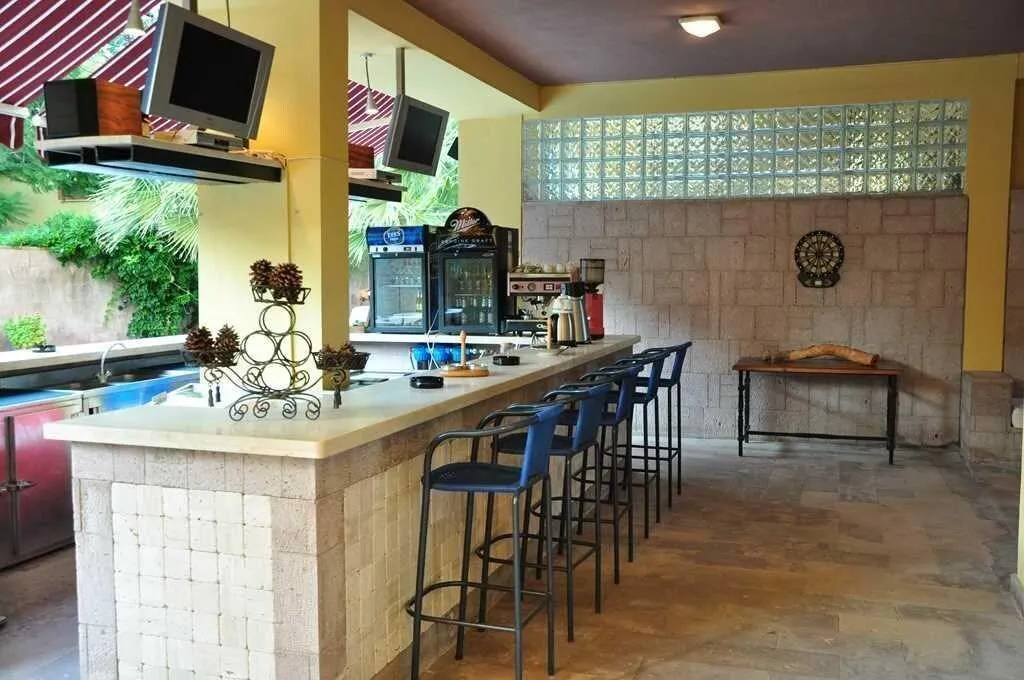 Bar, Palm Court Suites, Izmir