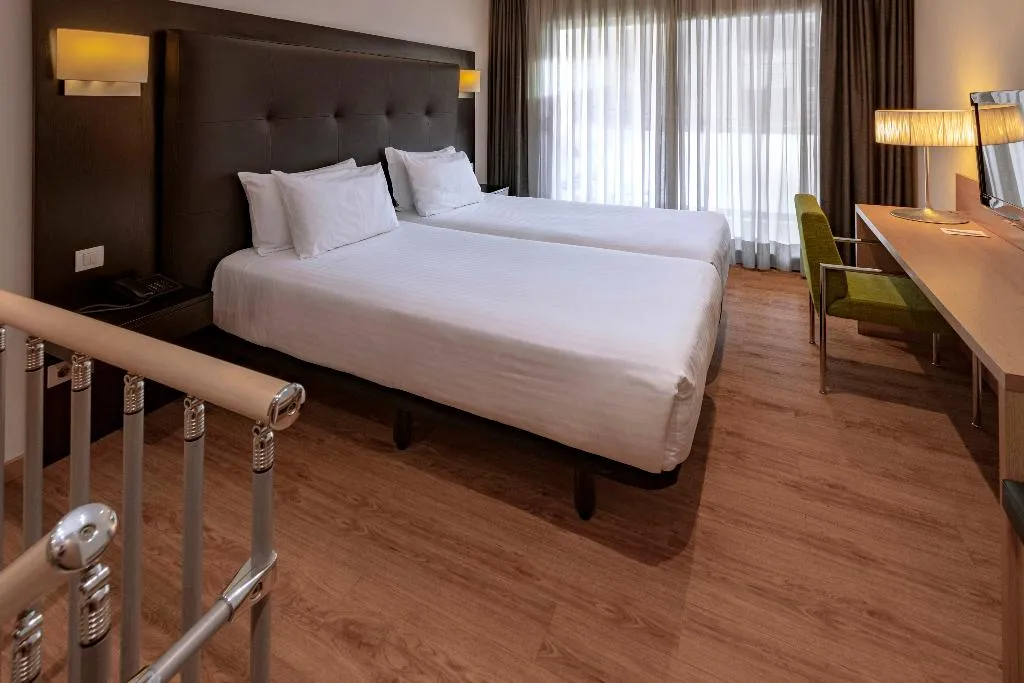 APARTMENT DUPLEX Room, Apartamentos Playa De Castelldefels, Barcelona