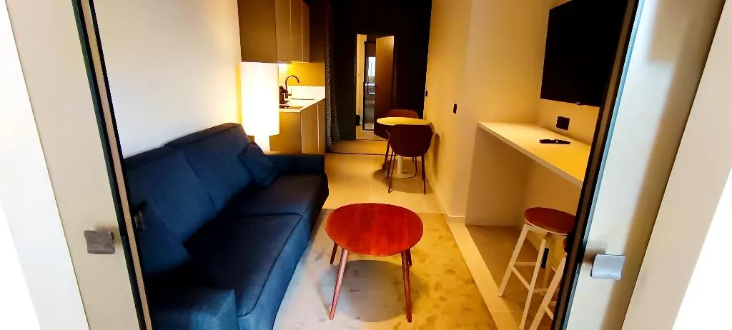 APARTMENT SUPERIOR WITH TERRACE Room, Senator Barcelona Apartments, Barcelona