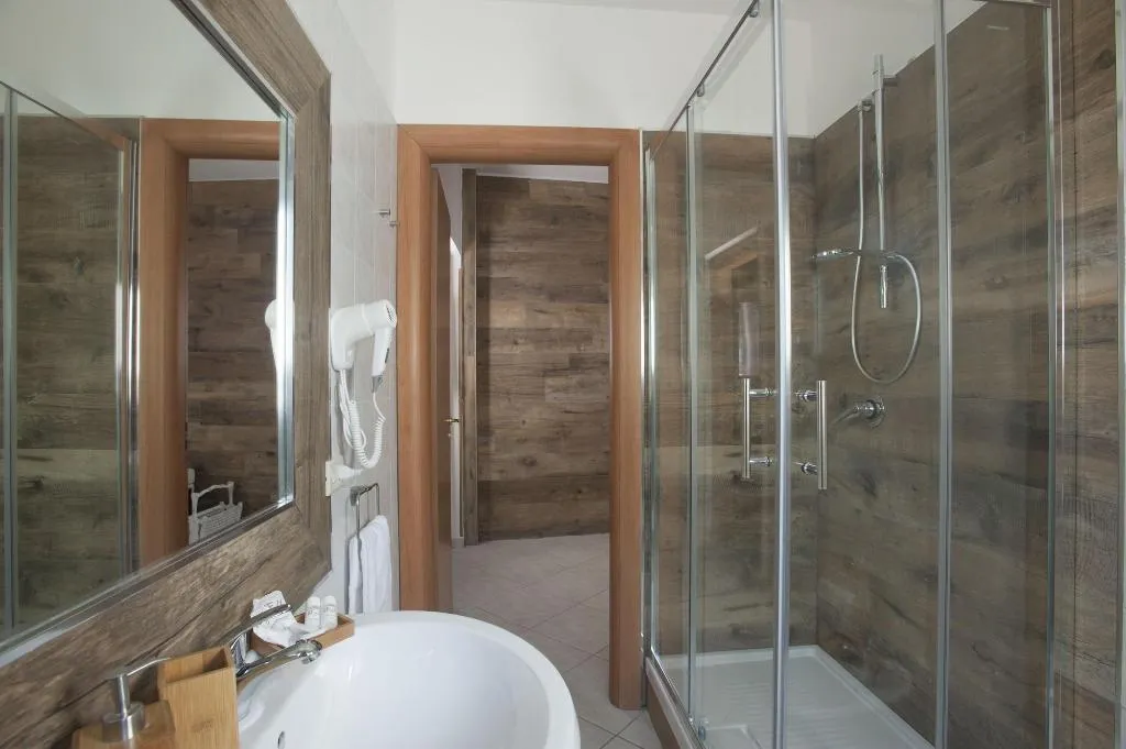 Room, City Pompei Accommodations, Naples