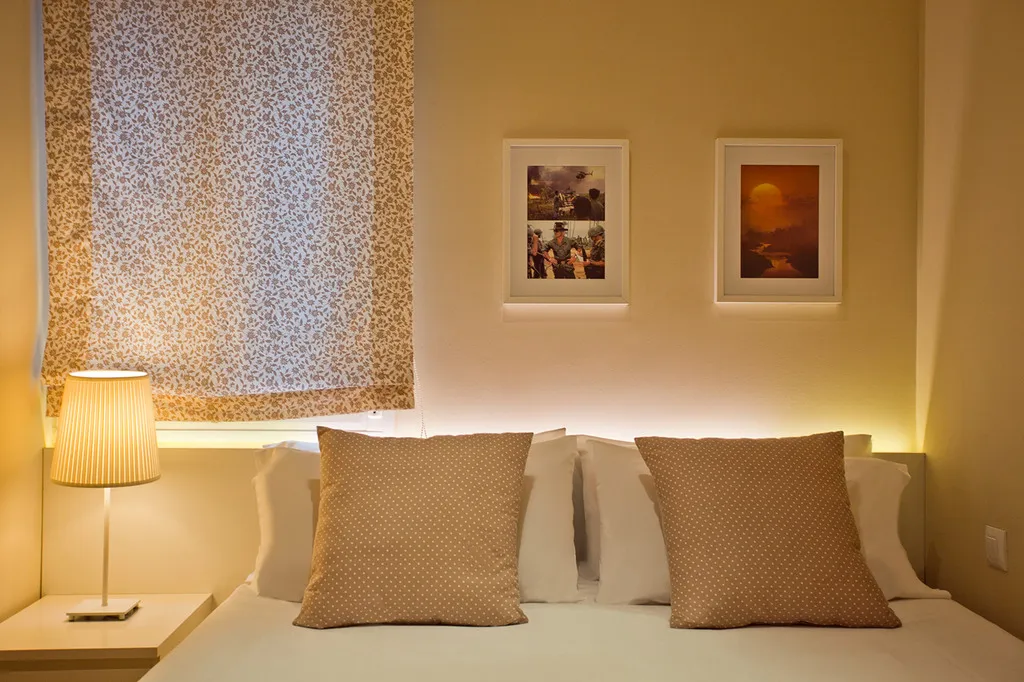 APARTMENT CAPACITY 6 TWO BEDROOMS Room, Apartment in the Centre, Madrid