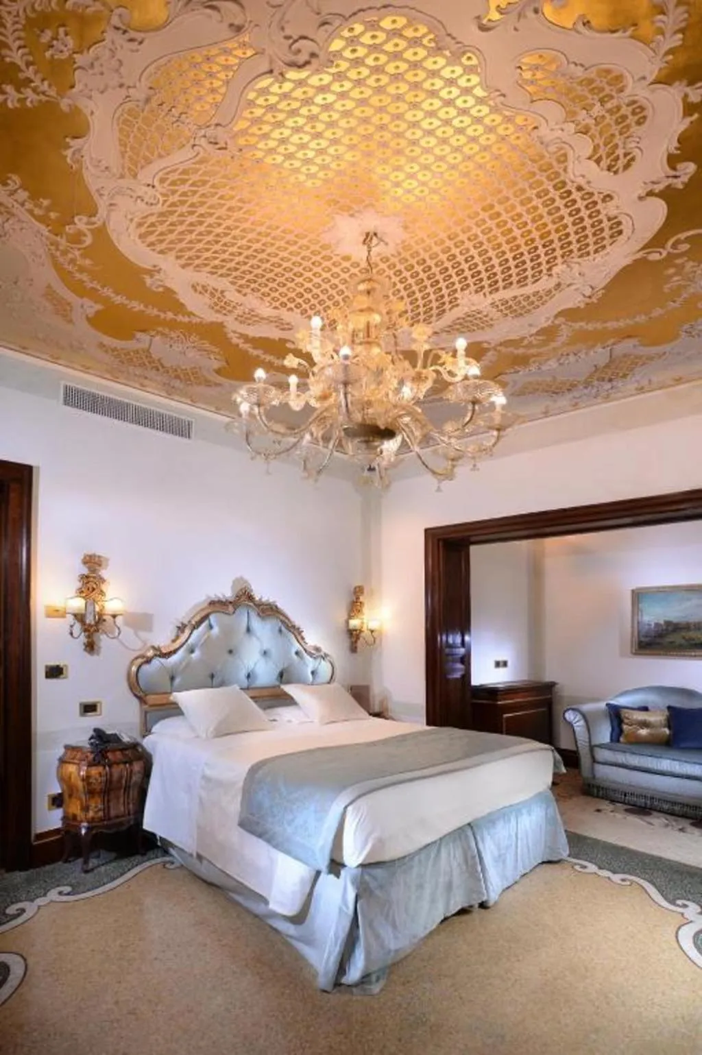 JUNIOR SUITE CAPACITY 3 Room, Ai Reali Hotel, Venice