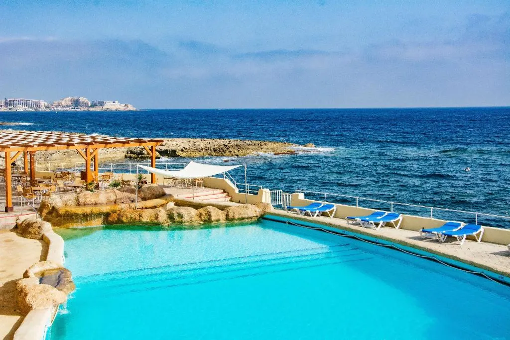 Pool, The Preluna Hotel, Malta