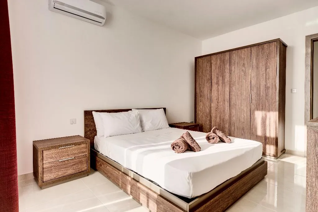 APARTMENT WITH BALCONY Room, The Village Apartments, Malta