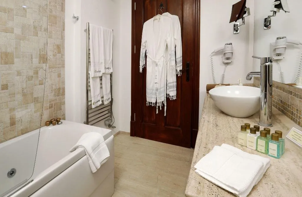 Room, YundAntik Cunda Konaklari, Izmir