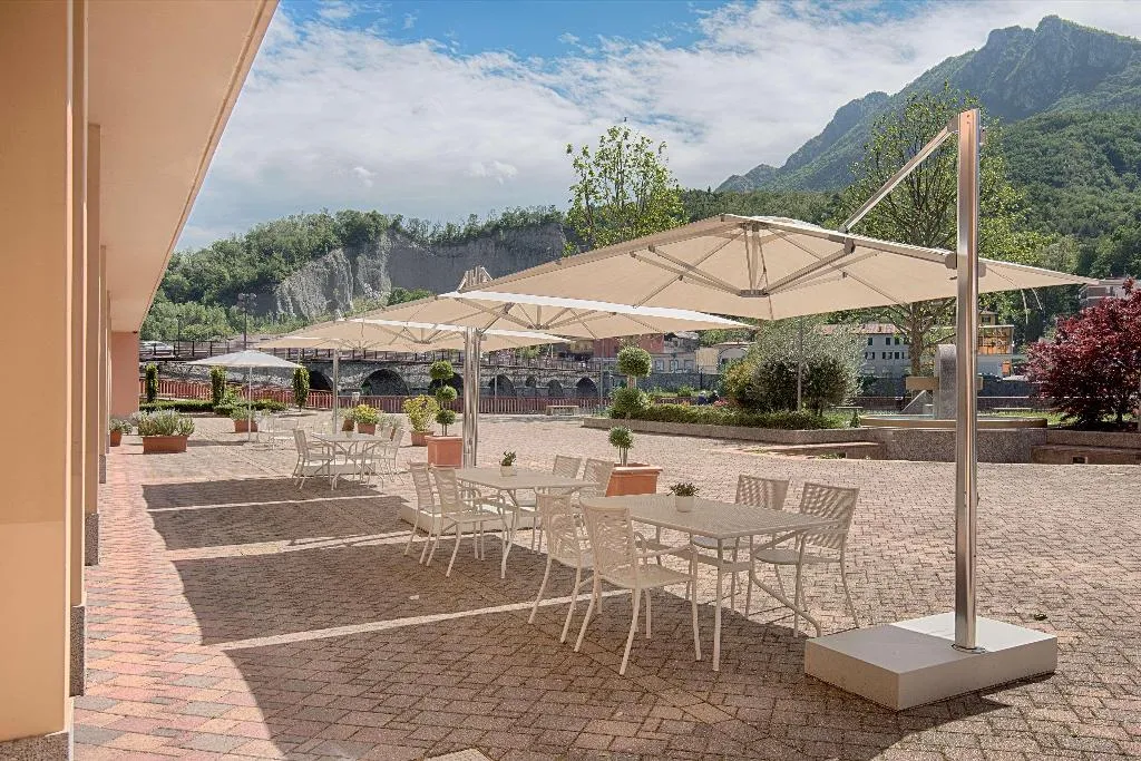 Restaurant, NH Lecco Pontevecchio, Milan