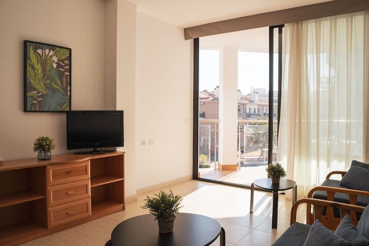 Beatrix 2000 - Caliu Apartments, Costa Brava