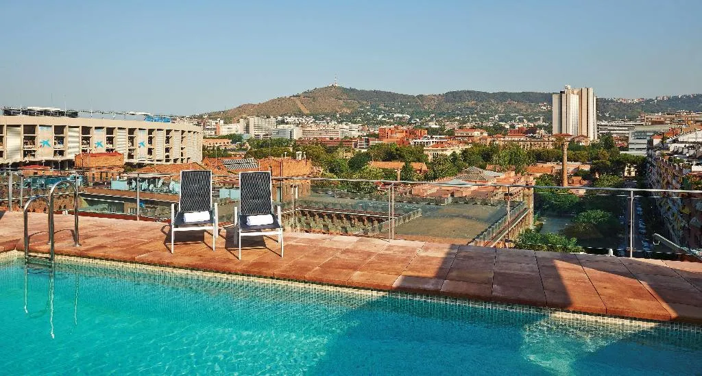 Pool, NH Barcelona Stadium, Barcelona